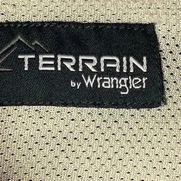 TERRAIN BY WRANGLER MENS SIZE XL BLUE BLACK PLAID LONG SLEEVE SHIRT - Picture 4 of 10